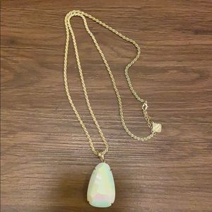 Kendra Scott necklace